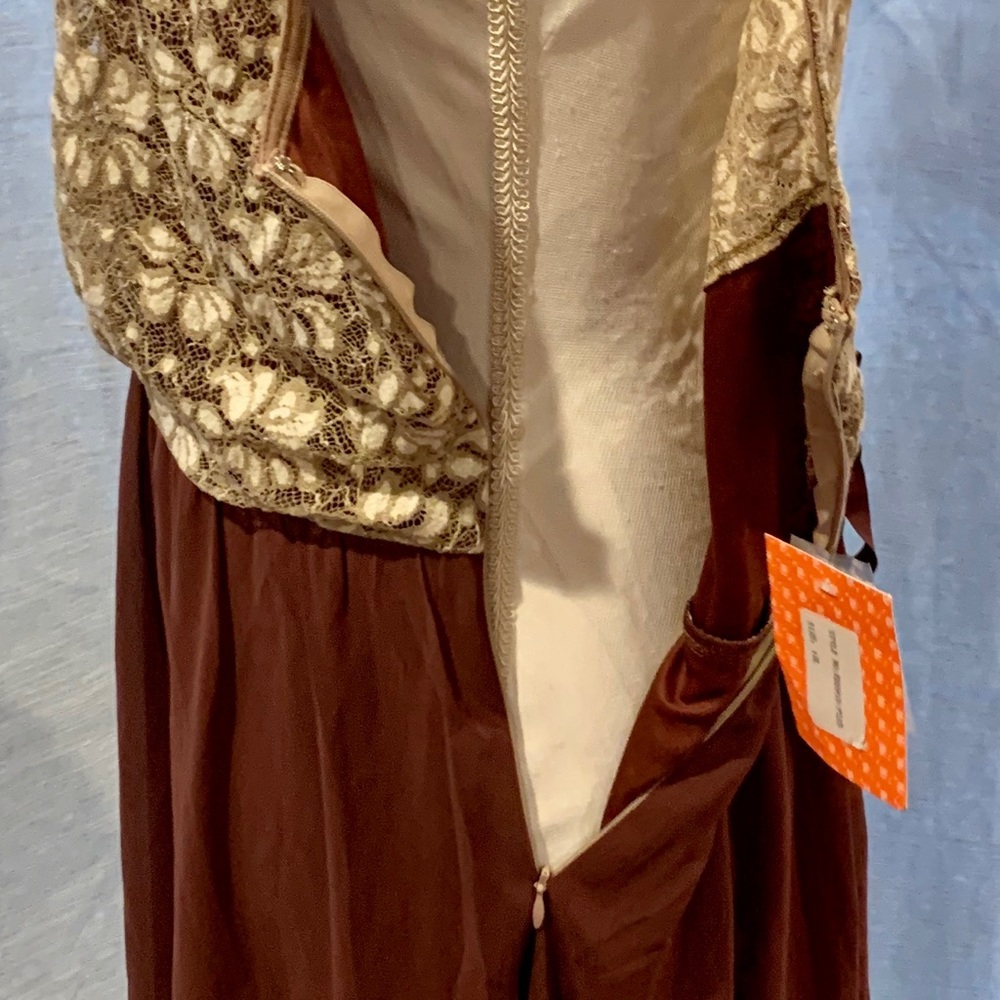 Moon Collection Dress - Picture 7 of 10